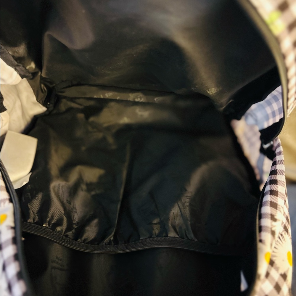 Jansport 17.5 Backpack “Daisy Mae” - Picture 8 of 13